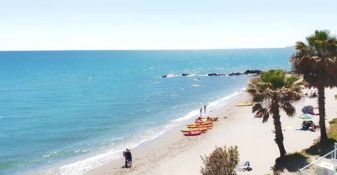 El Estudio De La Playa Benalbeach Holidays Deluxe Benalmádena Exterior foto
