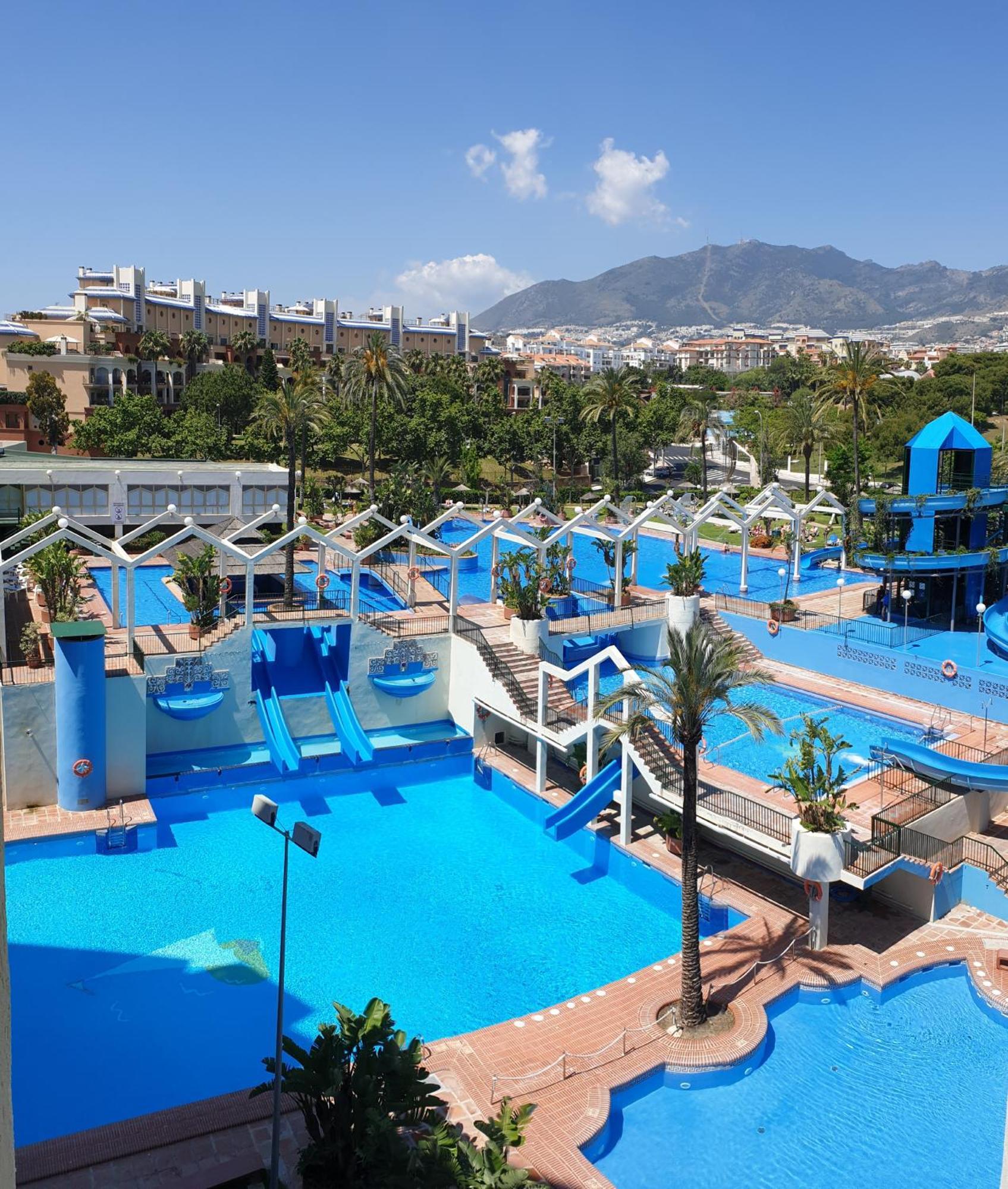 El Estudio De La Playa Benalbeach Holidays Deluxe Benalmádena Exterior foto