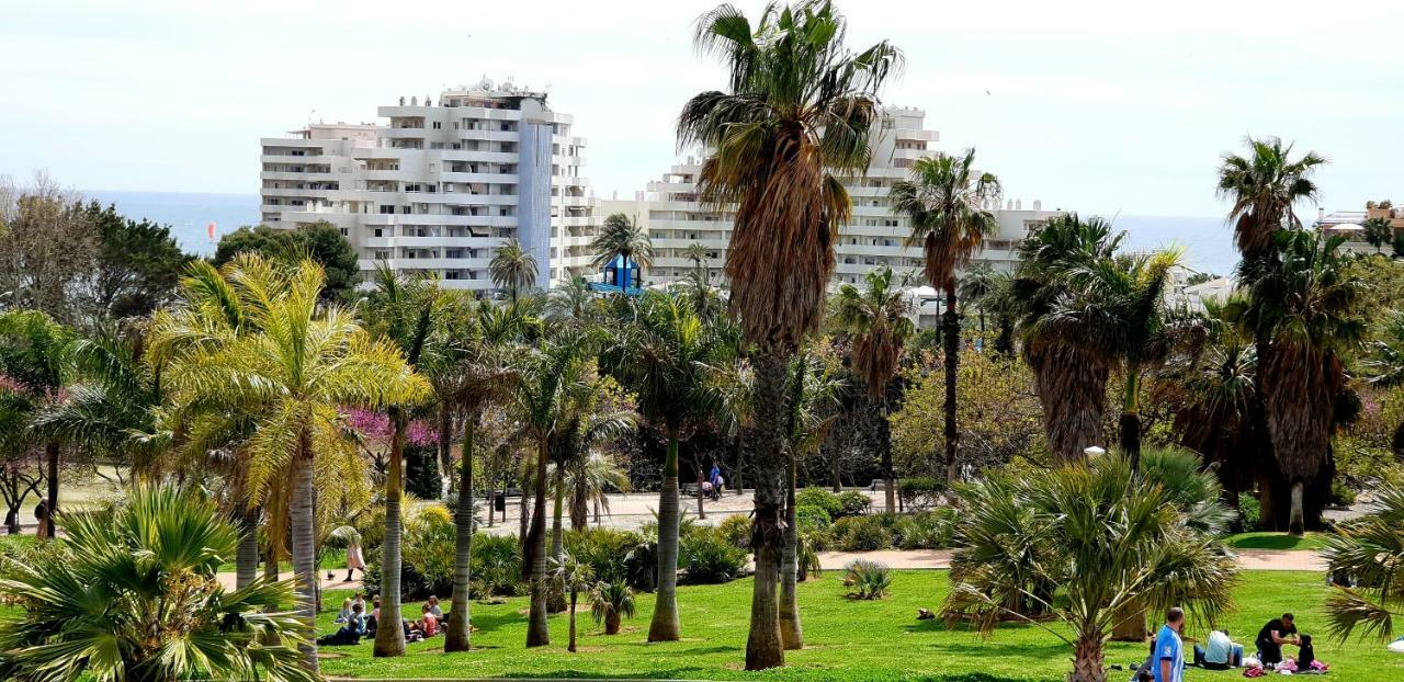 El Estudio De La Playa Benalbeach Holidays Deluxe Benalmádena Exterior foto