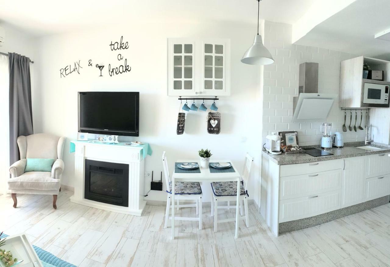 El Estudio De La Playa Benalbeach Holidays Deluxe Benalmádena Exterior foto