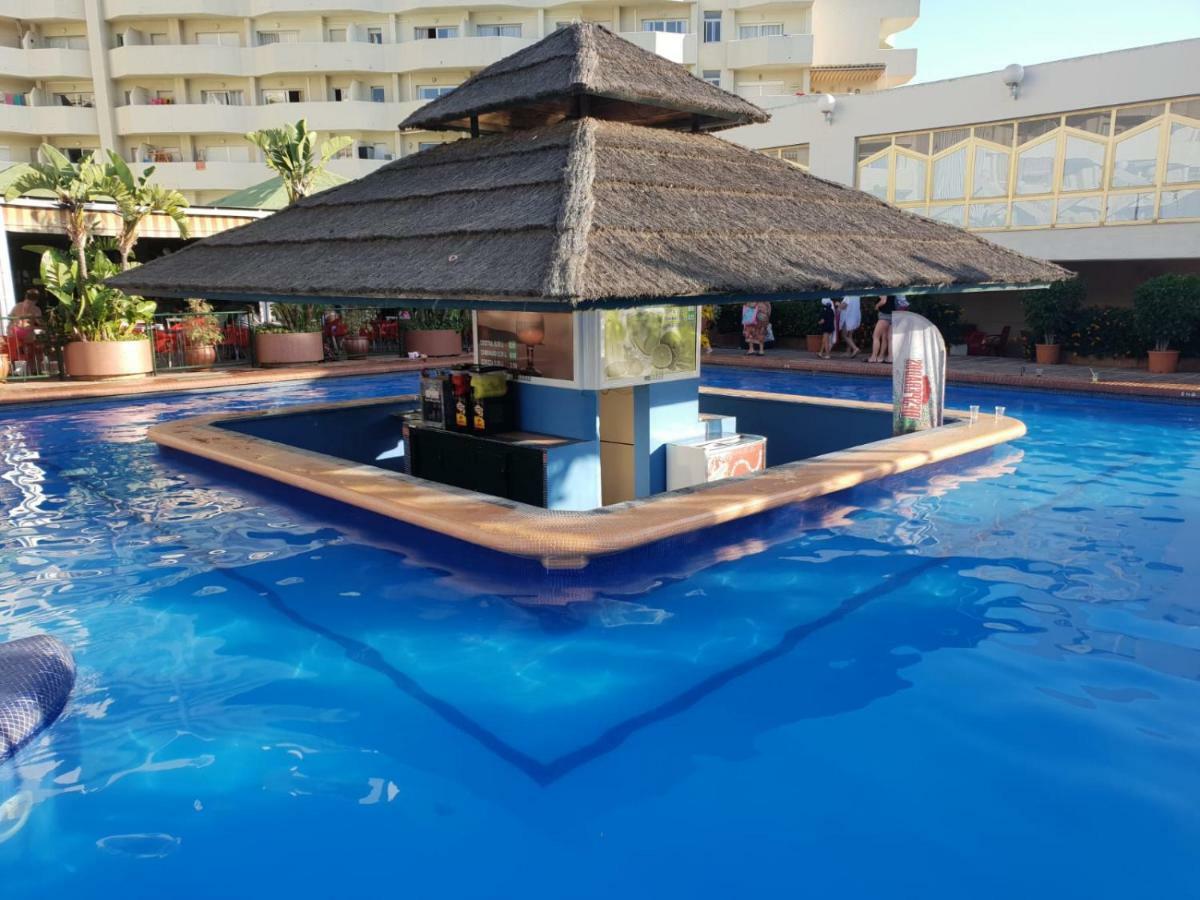El Estudio De La Playa Benalbeach Holidays Deluxe Benalmádena Exterior foto